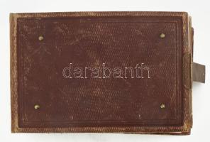 Gyöngyház díszítésű régi fotóalbum. Bőrkötésű, rézkapcsos album vizitkártyák számára, aranyozott lap...