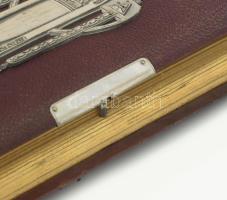 cca 1890-1910 Díszes szecessziós fotóalbum, aranyozott tábla élekkel, benne kb. 50 db fotóval, közte...