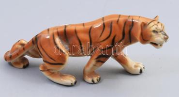 Royal Dux porcelán tigris. Kézzel festett, jelzett, hibátlan, h: 20 cm