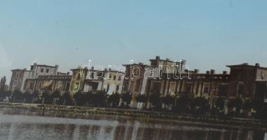 cca 1910-1920 Siófok, Sió- és Hullám-szállodák, gyöngyházberakásos üvegkép, foltos, kopott, 11x15 cm