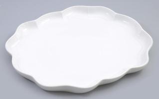 Háncsnyomott peremű kínáló, jelzés nélkül, 28x24 cm