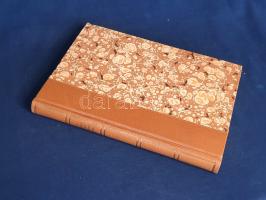 Rotterdami Erasmus:  Rotterdami Erasmus beszéde, a Balgaság Dicsérete, Kinek nagy hírű művét az ifjabb Holbein János képei díszítik. Magyar nyelvre átültette, magyarázta s az előbeszédet megírta Kardos Tibor. (Számozott.) (Budapest), 1958. Magyar Helikon Könyvkiadó (Kossuth Nyomda). 191 + [1] p. Egyetlen illusztrált kiadás. Korlátozott példányszámban készült bibliofil kötetünk kolofonja: "A magyar fordítás J. B. Kan kritikai kiadásán alapul (Móriás Enkómion, Hága, Martin Nijhoff, 1898), ez a kiadás szolgált alapul a jegyzetekhez is. A könyvet díszítő fametszeteket Holbein nyomán Cassius Knaus készítette. A tipográfiát és a kötéstervet Haiman György készítette. Készült a Kossuth Nyomdában diósgyőri merített papíron, Garamond betűkkel. Megjelent 5200 példányban, ebből 1100 példány félbőrkötésben, számozva. Ez a könyv a 171. számú példány." Aranyozott gerincű kiadói félbőr kötésben, feliratozott, enyhén sérült kiadói tokban. Szép példány.