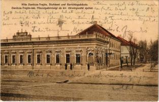 1910 Fehértemplom, Ung. Weisskirchen, Bela Crkva; Danicza-Traján lak, Főszolgabírósági és kir. törvényszéki épület. P. Kuhn kiadása / Villa Danicza-Traján, Stuhlamt und Gerichtsgebäude / villa, district court and office (gyűrődés / crease)
