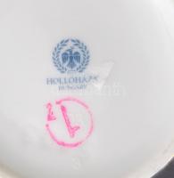 Hollóházi Jurcsák László által tervezett váza: Női fejek. Matricás, jelzett, hibátlan, m: 10 cm