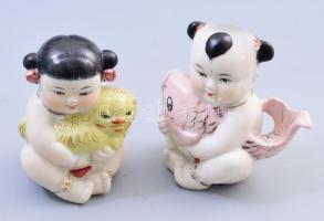 2 darab kínai porcelán baba figura, m: 11 cm