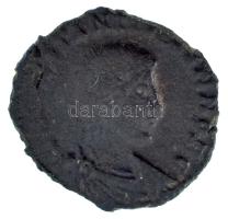 Római Birodalom / ? / Constantius Gallus 351-354. Follis bronz (1,25g) T:VF
Roman Empire / ? / Cons...