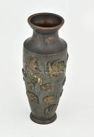 cca 1900 Japán bronz váza, jelzés nélkül, m: 15 cm