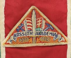 cca 1948 "Kossuth Akadémia" (Honvéd Kossuth Akadémia) felvarróval ellátott nemzetiszínű as...
