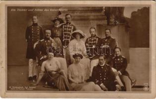 Die Töchter und Söhne des Kaiserpaares. W. Niederastroth / II. Vilmos német császár gyermekei / children of Emperor Wilhelm II and Augusta Victoria of Schleswig-Holstein (felületi kopás / worn surface)