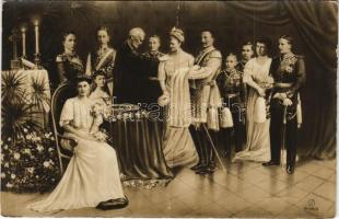 1906 II. Vilmos német császár családja Vilmos Frigyes herceg keresztelőjén / Emperor Wilhelm II of Germany and his family on the christening of Prince Wilhelm Friedrich (fa)