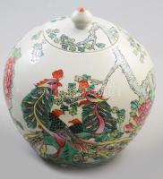 Jelzett kínai gömbváza, klasszikus kínai mintázattal díszítve, m: 21 cm