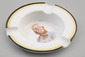 cca 1915 Hamuzó Ferenc József arcképével díszítve, jelzés nélkül, lepattanással, kopással, d: 13 cm