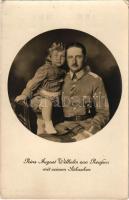 Prinz August Wilhelm von Preussen mit seinem Söhnchen. Wohlfahrtskarte zum Besten der Kinderpflegevereins Krippe Charlottenburg. Verlag G. Heurer &amp; Kirmse / Ágost Vilmos porosz királyi herceg, fiával, háborús hadsegélyező képeslap / Prince August Wilhelm of Prussia, with his son (tűnyomok / pinmarks)