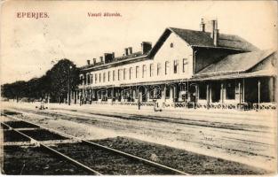 1910 Eperjes, Presov; vasútállomás. Divald Károly Fia kiadása / railway station (fa)