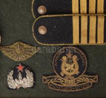 cca 1949-1959 Katonai, rendőr összeállítás: Magyar Néphadsereg váll-lapok, felvarrók, rendőr sapkaje...