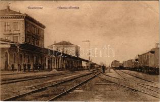 1919 Érsekújvár, Nové Zámky; vasútállomás, vonat / railway station, train (EB)