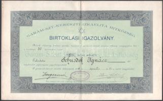 1896 A garamszentkereszti (Felvidék) izraelita hitközség által kiállított, a helyi zsinagóga 9. sz. női-ülésének birtoklási igazolványa, aláírva, pecsételve, hajtva, szép állapotban, 21×34 cm