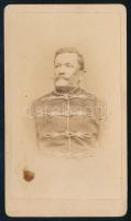 Idrányi Dániel (1813-1885) honvéd százados az 1848-49-es forradalom és szabadságharc idején Máramarosban. Vizitkártya fotó 6,5x11 cm