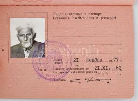 1977-1988 szovjet útlevél, NSZK személyi igazolvány /Personalausweis