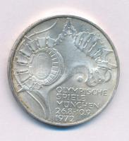 Német Szövetségi Köztársaság 1972D 10M Ag "Müncheni Olimpia - Stadion" T:AU patina Federal Republic of Germany 1972D 10 Mark Ag "Münich Olympics - Stadium" C:AU patina Krause KM#133