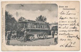 1904 Nagyszeben, Hermannstadt, Sibiu; Der I. Omnibus der neuen elektrischen Strassenbahn. Bahnhof-Schewisgasse / A villamos-hálózat első elektromos omnibusza Nagyszebenben, a vasútállomás és a Schewis utca között közlekedik. G. A. Seraphin kiadása. Lichtdruck v. Jos. Drotleff. / the first electric omnibus (tram car) in Sibiu, runs between the railway station and Schewis street (EB)