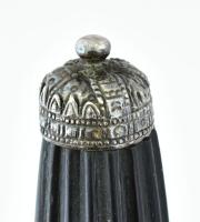 cca 1935-1940 Magyar Királyi Testőrség, tiszti dísztőr, maratott mintával és aranyozott középcímerre...