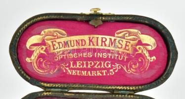 cca 1880-1900 Edmund Kirmse Optisches Institut Leipzig színházi távcső, saját bőr tokban, sérüléssel...