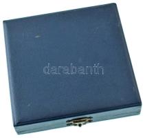 1989. "Nagy Imre" egyoldalas, öntött bronz plakett, hátoldalán "1958. június 16. 1989...