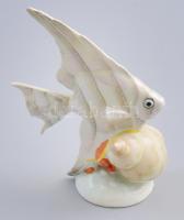 Drasche halacska a csigaháznál, kézzel festett, apró kopásnyomokkal, jelzett, m: 15,5 cm