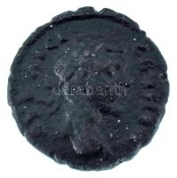 Római Birodalom / Alsó-Moesia, Nicopolis / Septimius Severus 193-211. AE17 bronz (2,75g) T:VF / Roman Empire / Moesia Inferior, Nicopolis / Septimius Severus 193-211. AE17 bronze "AV KAI SE SEVI[ROS] / NIKOPOLITON PROS ISTR" crescent and one star (2,75g) C:VF