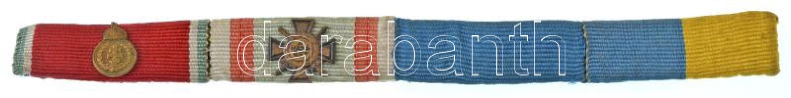 ~1942-1945. II. világháborús szalagsáv tétel, a szalagsávok sorrendjében a következőket tartalmazza: 1922. "Magyar Koronás Bronzérem vörös-fehér szegélyezésű szalagon (katonai tagozat)" a szalagsáv miniatűrrel; 1940. "Erdélyi részek felszabadulásának emlékére"; 1941. "Délvidéki Emlékérem"; 1942. "Tűzkereszt I. fokozata"