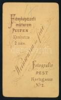 cca 1870 Divatos hölgy egészalakos portréja, vizitkártya Weinwurm [Antal] és Fiai pesti műterméből, ...