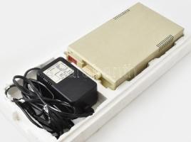 1987 Commodore C64C Home Computer, hozzá Oceanic OC-118N Commodore Compatible Floppy Disc Drive. Műk...