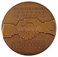 Franciaország 1965. Confederation Générale du Travail - Soixante-Dixiéme Anniversaire 1865-1965 (Általános Munkaszövetség - 70. évforduló 1895-1965)" kétoldalas bronz emlékérem, peremén "BRONZE" jelzéssel, eredeti dísztokban (78mm) T:AU France 1965. Confederation Générale du Travail - Soixante-Dixiéme Anniversaire 1865-1965 (General Confederation of Labor - 70th Anniversary 1895-1965)" double-sided bronze commemorative medal, marked "BRONZE" on the edge, in original decorative case (78mm) T:AU