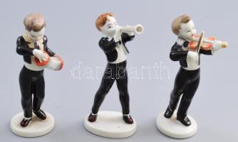 Hollóházi zenekar - hegedűs, harmonikás, fúvós figurák. Terv.: Káldor Aurél. Jelzett, kopással, m: 13-14 cm