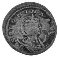 Római Birodalom / Antiochia / Salonina 257-258. Antoninianus billon (3,12g) T:XF,VF Roman Empire / Antioch / Salonina 257-258. Antoninianus billon "SALONINA AVG / IVNO REGINA" Iuno standing front, holding patera in her right hand and long scepter in her left; to left, peacock standing left, in field to left, star (3,12g) C:XF,VF RIC V 92