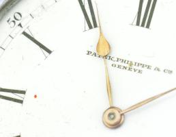 Patek Philippe nyitott zsebóra. Jelzett számlap, jelzett szerkezet, szerkezetszám: 144541 Későbbi fé...