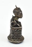 cca 18-19. sz., Ezüst (Ag) büszt díszítéses filigrán pecsételő medál, alján heliotróp berakásba fara...