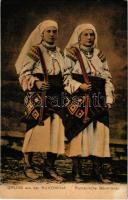 Rumänische Bäuerinnen. Gruß aus der Bukowina / Bukovinai folklór, Román parasztasszonyok / Romanian folklore from Bucovina. Verlag Leon König (Czernowitz) (fl)