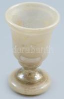 Foncsorozott üvegkehely. Feltehetően Parád, cca 19. sz., m: 11 cm