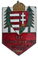 1940-1945. "Ref. Leánygimnázium Szatmárnémeti" zománcozott bronz iskolajelvény "Boczán Károly" gyártói jelzéssel (35x44mm) T:XF zománchiba