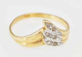 Arany (Au) gyűrű, kövekkel, m: 57, jelzett, bruttó 1,75g