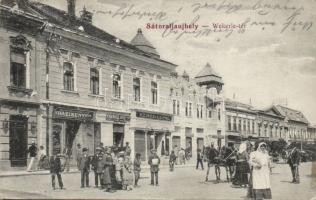 Sátoraljaújhely Wekerle tér Kerekes Pál, Frenkel Antal üzletével és a Magyar Alföldi Gemes-féle pékséggel (EB)