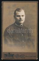 cca 1915 Tábori postás egyenruhában, vizitkártya a Dunky fivérek kolozsvári műterméből, 11x6,5 cm