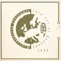 2000. 1Ft-100Ft (7xklf) forgalmi sor szettben + 200Ft "2000. évforduló / Rodin: a Gondolkodó, a Naprendszer" emlékpénz T:BU patina Adamo FO33