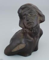 Bory Jenő (1879-1959): Női büszt, jelzett, sérüléssel, m: 19 cm