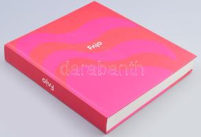 Fajó János: Az út. Szöveg vál., szerk.: Hajós Ágnes. Bp., 2016.,Pauker, 452 p. Gazdag képanyaggal, Fajó János (1937-2018) festőművész munkáinak reprodukcióival illusztrált. Kiadói kartonált papírkötés. "Készült 200 számozott és aláírt példányban." De számozatlan példány, aláírás nélkül.