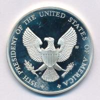 Bognár György (1944-) 1963. "Az Egyesült Államok 35. elnöke / John Kennedy Jr. tiszteleg apja e...