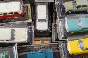 Régi idők legendás autói nagy gyűjtemény. Játék autók, hozzá tartozó prospektussal. Összesen 98 dara...