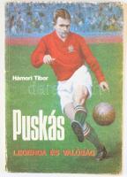 Hámori Tibor: Puskás. Legenda és valóság. Az "Aranycsapat" tagja, Puskás Ferenc "Öcsi" (1927-2006) által DEDIKÁLT példány! Bp., 1982, Sportpropaganda. 239 p.. Kiadói papírkötés, gerinc tetején apró javított sérüléssel, kissé kopott borítóval, kissé laza kötéssel. A könyvben megőrizték a PUSKÁSÉK ÁLTAL MADRIDBAN MEGCÍMZETT csomagolópapírt, rajta a bélyegzéssel, a feladást igazoló matricával, a csomag tartalmára utaló "libro" (könyv) megjegyzéssel. Érdekesség, hogy az először 1981-ben hazalátogató Puskás Madridban dedikálta az 1982-ben megjelent kötetet. Ez csak úgy történhetett, hogy magyarországi tisztelője elpostázta neki a könyvet, amelyet a futballista legenda a bejegyzésével ("Emlékül szeretettel Maár Istvánnak") és aláírásával visszaküldött neki. A lap alján a dátumot ("28/4. 1982. Madrid") is feltüntette Puskás Öcsi. A kötetben egy kivágott cikk is található: a Puskás 70. születésnapja alkalmából 1997-ben a Vas Népében megjelent interjú.